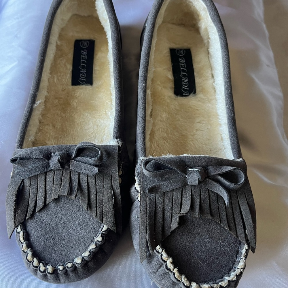 Elegant Fringe Moccasins in Brown